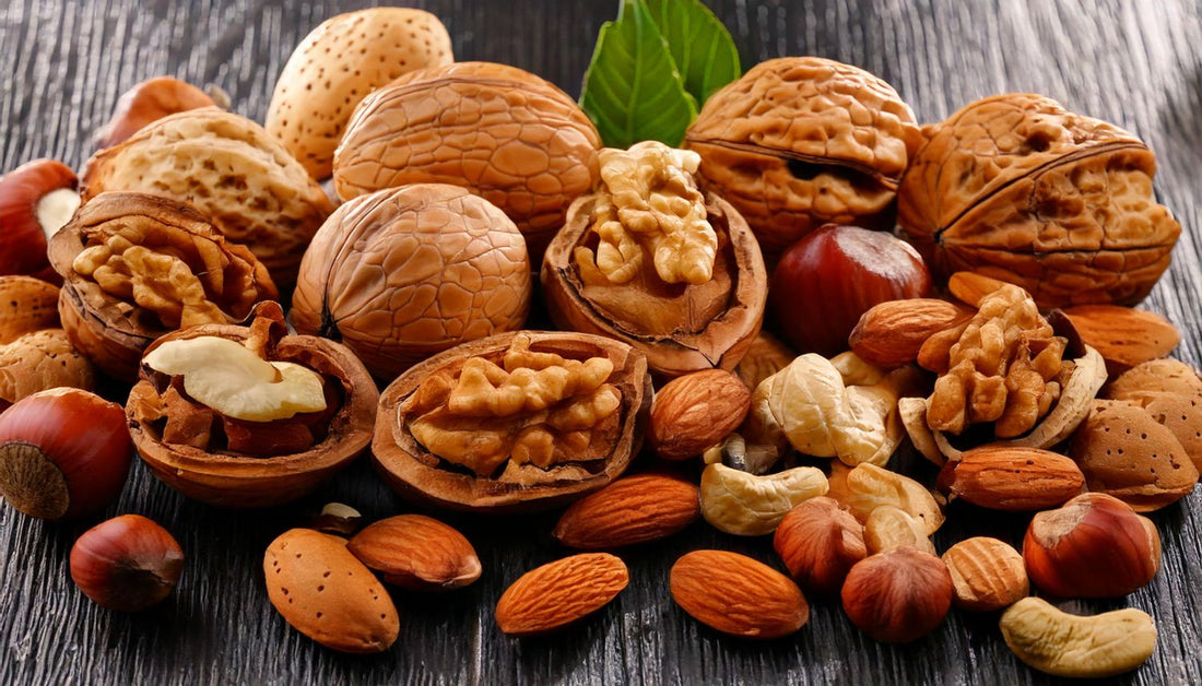 Ungeschälte Nüsse: Vorteile für Gesundheit & Nährstoffe