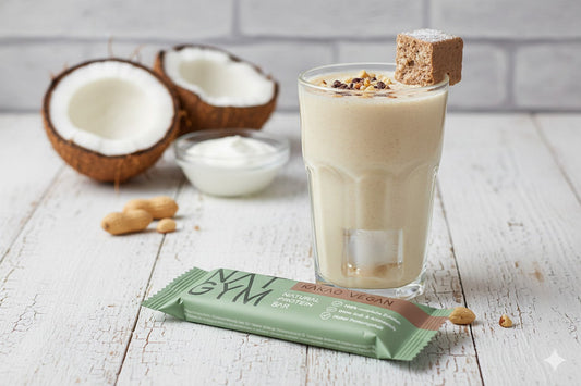 Rezept für hochkalorischen Protein-Riegel-Kokos-Smoothie
